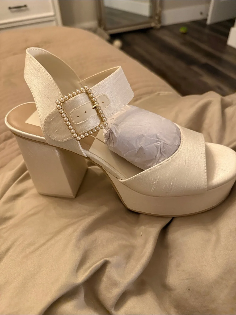 Dolce Vita Cream Pearl-Buckle Platform Sandals